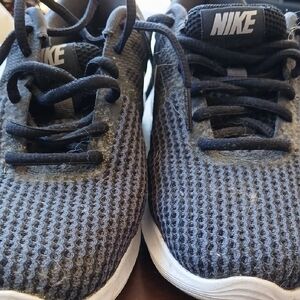 Nike Kids Black and Gray Sneakers
